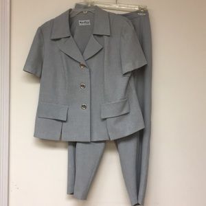 Gemini Women’s Petite Pant Suit Size 14p